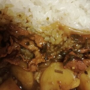 土鍋で節約♪鶏の内臓で♪煮込みカレー